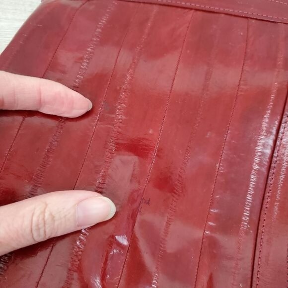 Vintage Eel skin quilted zip top cross body bag - Picture 7 of 13